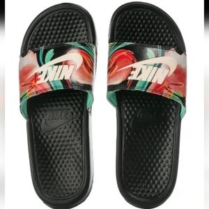 NIKE BENASSI JUST DO IT 618919-019 Black Womens size 9